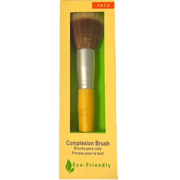 NWT Cala Eco-Friendly Complexion Brush with Bamboo Handle - Picture 2 of 3